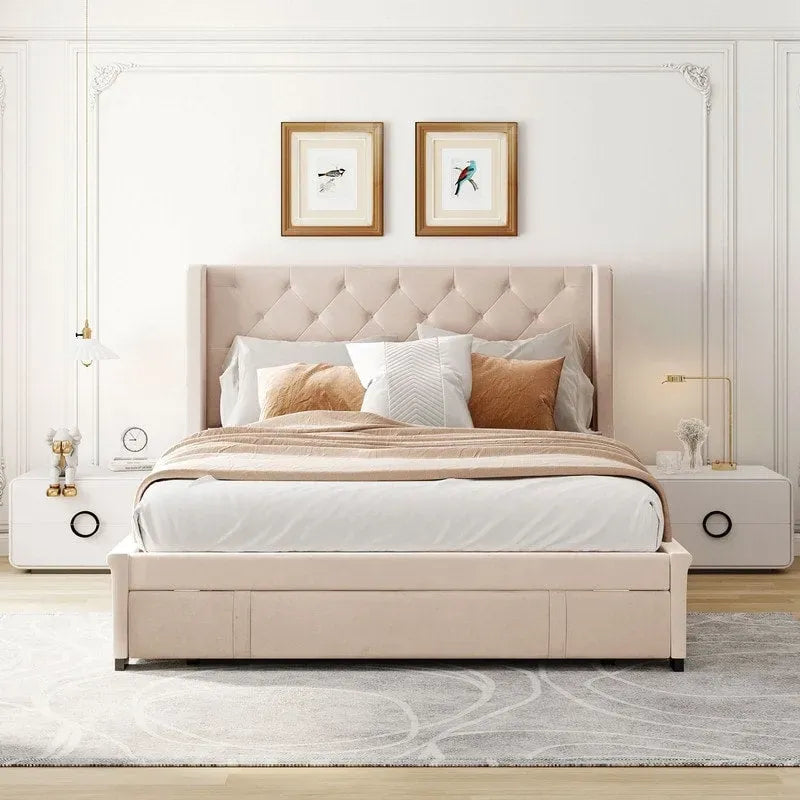 Letto a piattaforma matrimoniale queen size con testiera ad ali e un cassetto grande