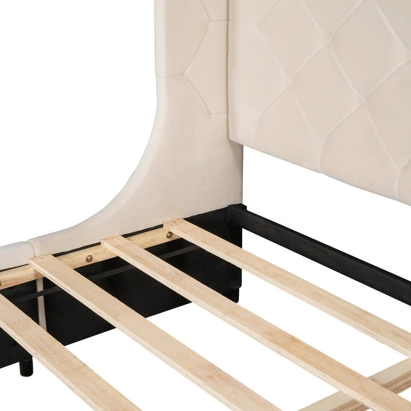 Letto a piattaforma matrimoniale queen size con testiera ad ali e un cassetto grande